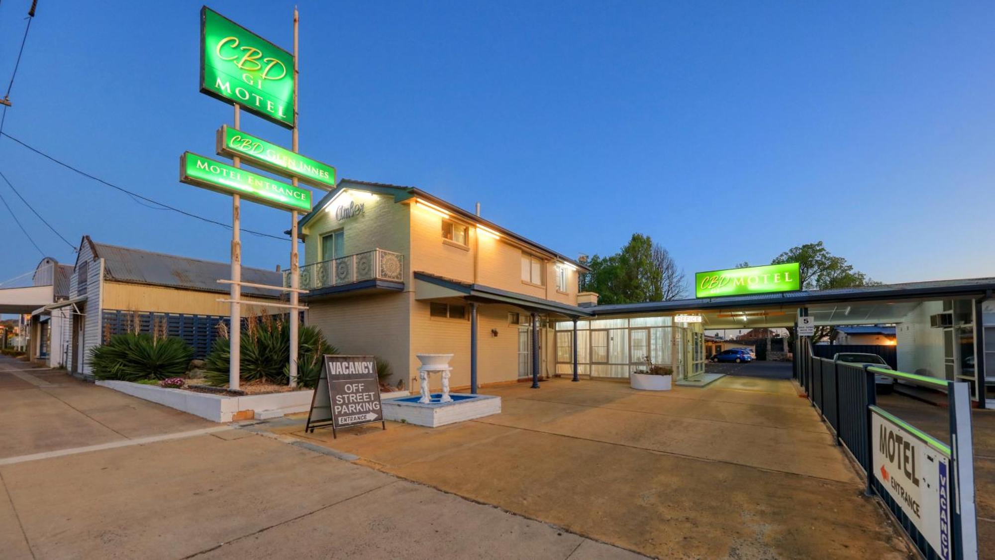 Cbd Gi Motel Глен-Иннес Экстерьер фото